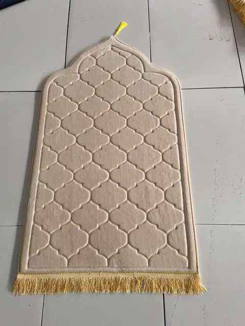 Muslim Prayer Rug Prayer Mat for Ramadan Flannel Carpet Portable Prayer Mat Worship Kneel Embossing Floor Carpets Non-slip Soft