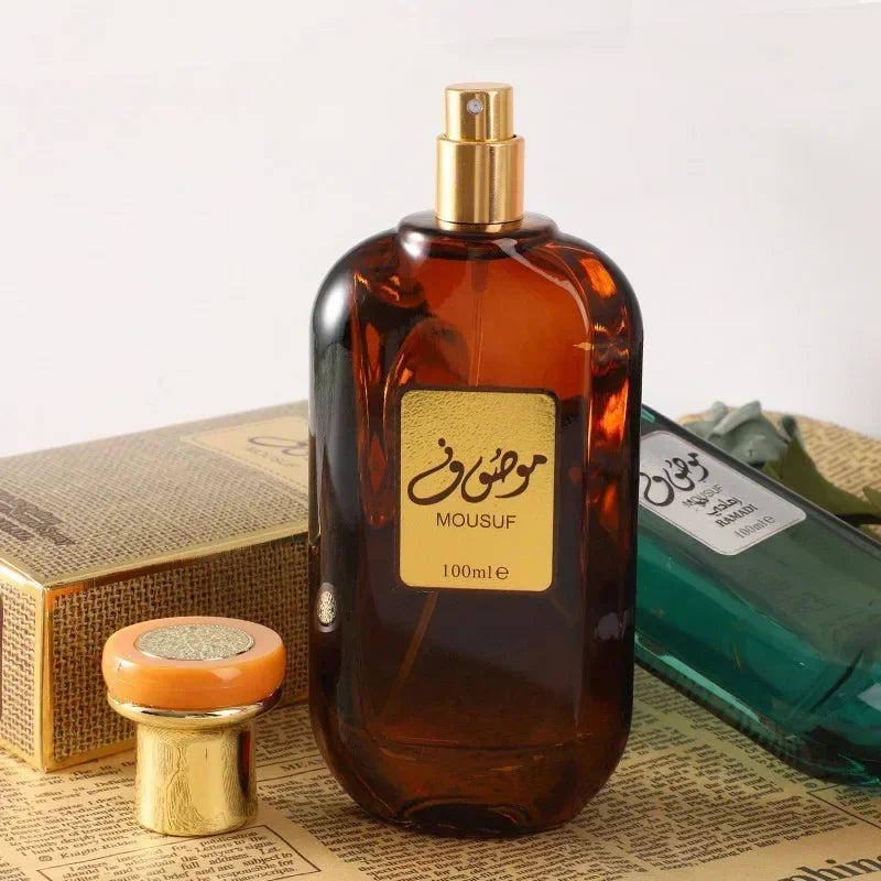 The 100 - ml original Dubai MOUSUF Arabian perfume is a unisex light fragrance. It combines various scents like