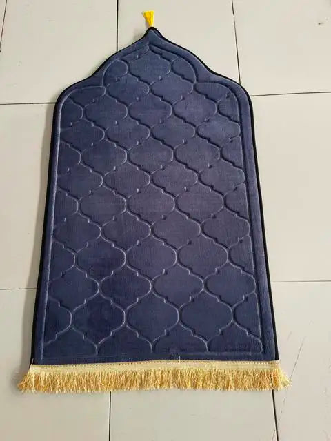 Muslim Prayer Rug Prayer Mat for Ramadan Flannel Carpet Portable Prayer Mat Worship Kneel Embossing Floor Carpets Non-slip Soft