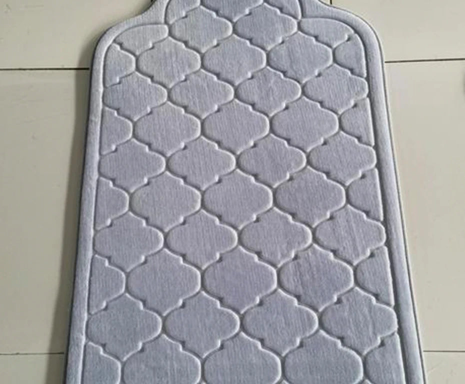 Muslim Prayer Rug Prayer Mat for Ramadan Flannel Carpet Portable Prayer Mat Worship Kneel Embossing Floor Carpets Non-slip Soft
