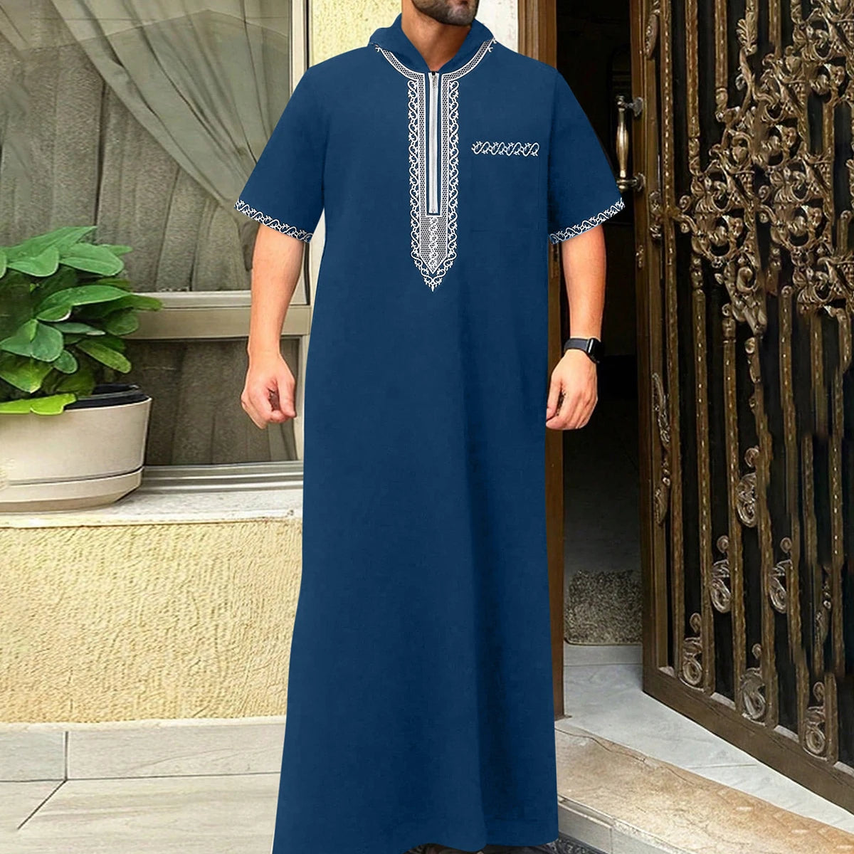 Men's Thobe Short-Sleeved Embroidered Hood