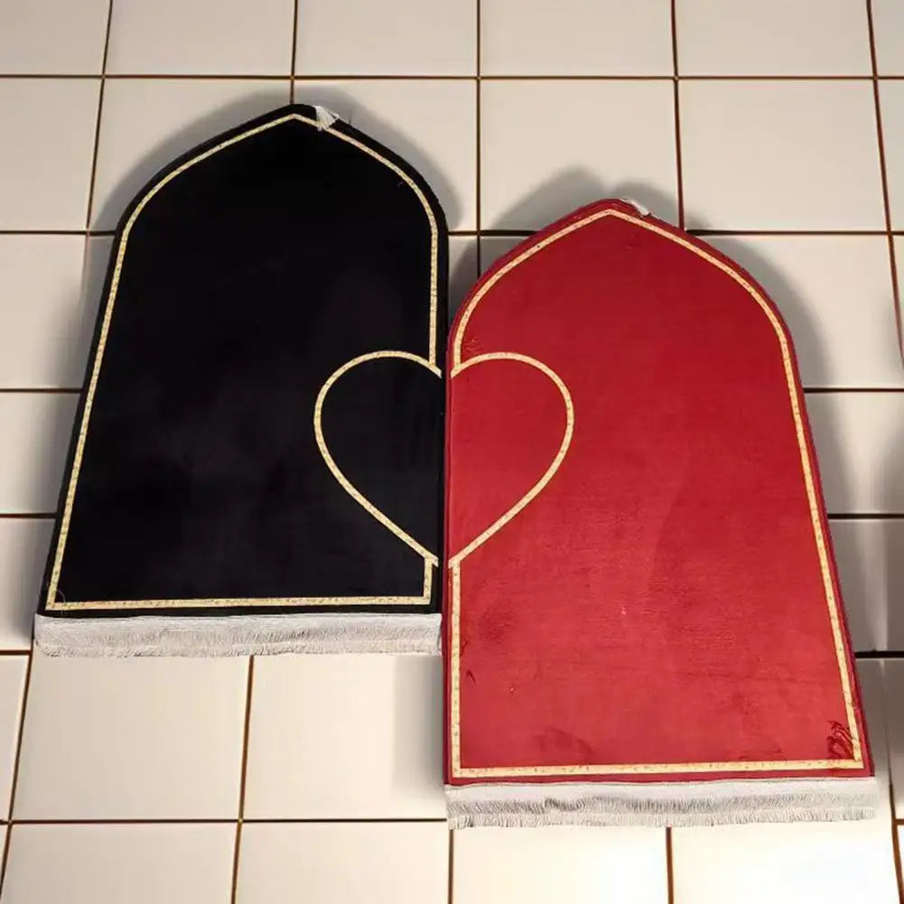 Couples Heart Patterned Flannel Prayer Mat